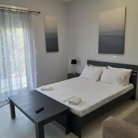 ομορφο νεο στην πολη της ιτεας Apartamento